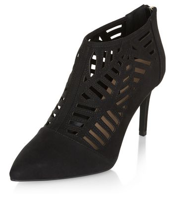 Comprar Wide Fit Black Suedette Laser Cut Out Shoe Boots al mejor precio