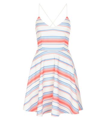 Comprar White Stripe V Neck Skater Dress al mejor precio