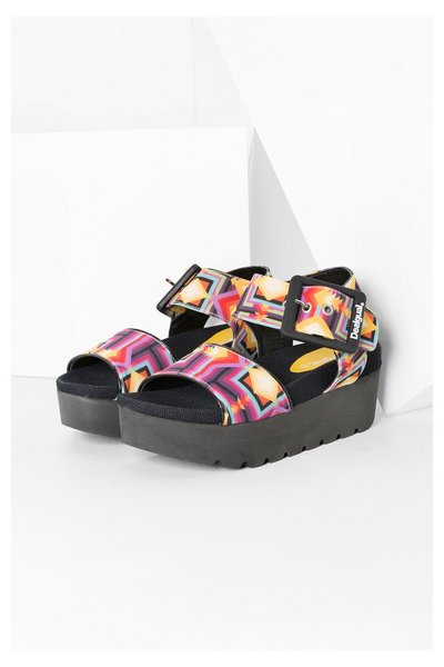 Comprar Desigual - Mujer - Sandalias plataformas de colores - Maui - Size 39 al mejor precio