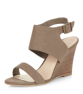 Comprar Light Brown Sling Back Wedges al mejor precio