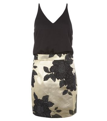 Comprar AX Paris Gold Floral Print Metallic Skirt Dress al mejor precio
