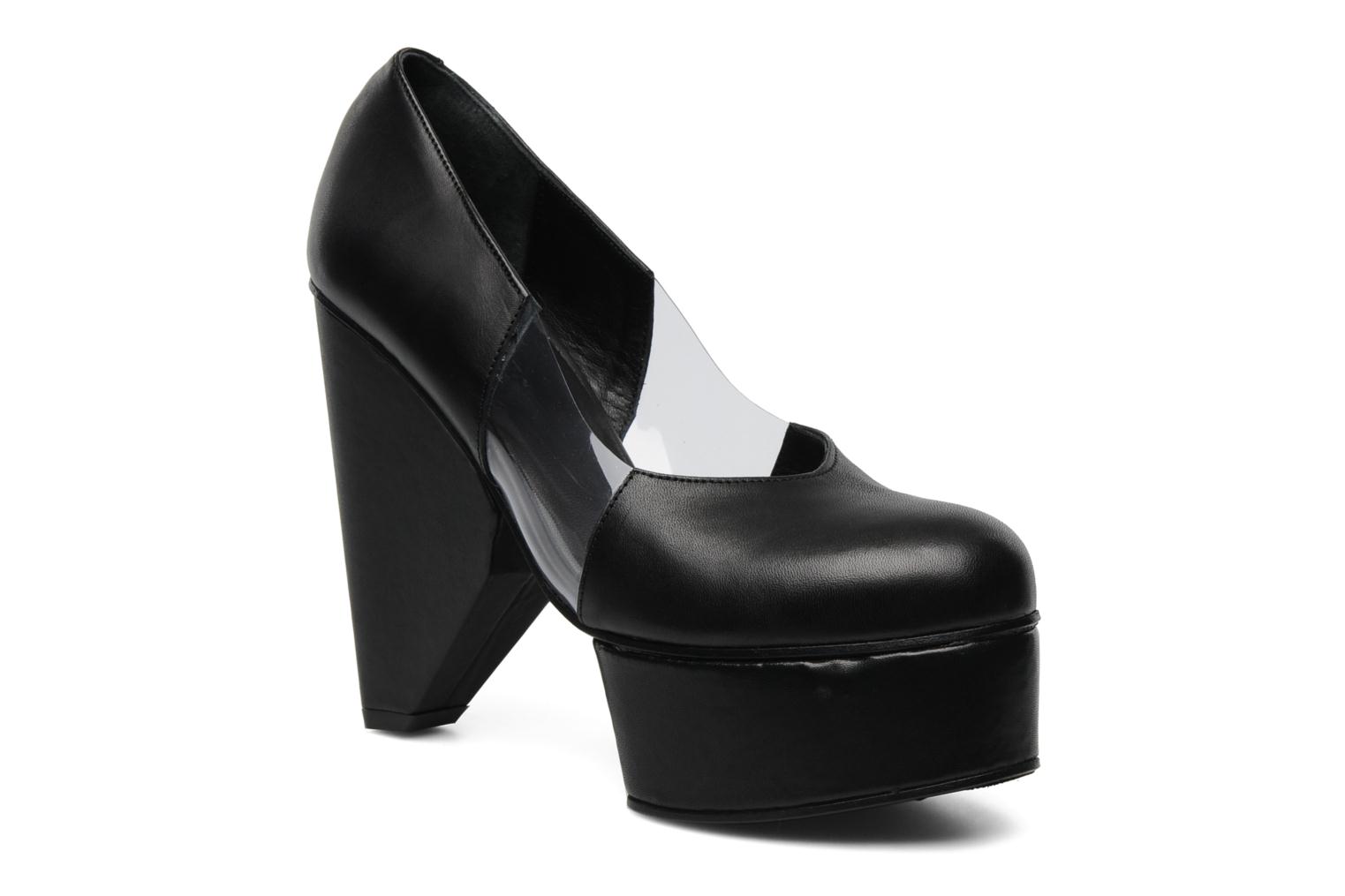 Comprar Louna Cut Pumps by Surface To AirRebajas - 30% Negro al mejor precio
