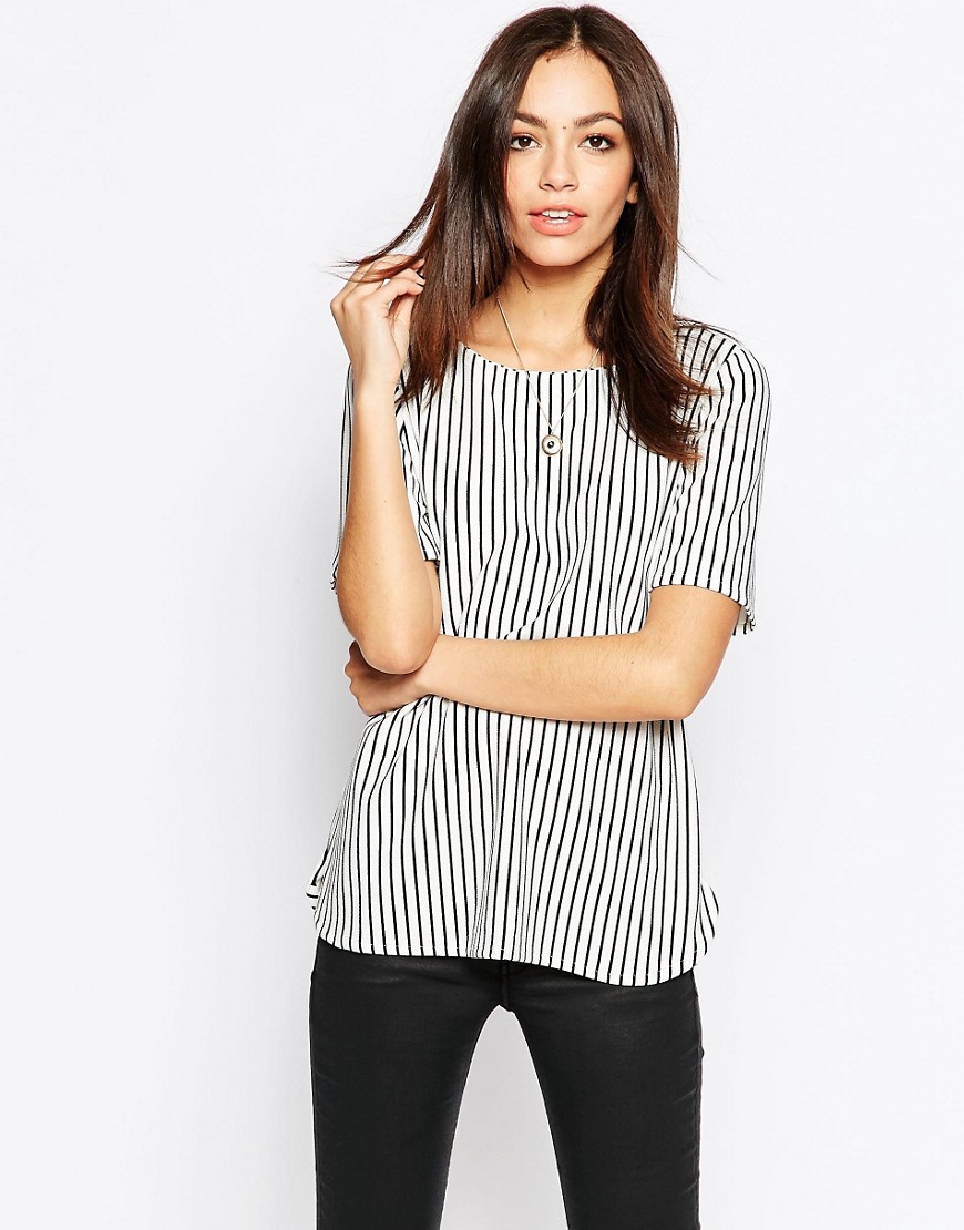 Comprar Top de manga corta a rayas de Minimum al mejor precio