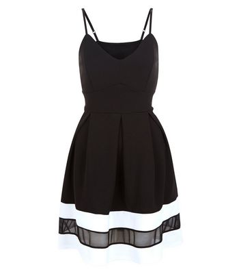 Comprar Cameo Rose Black Mesh Panel Strappy Skater Dress al mejor precio