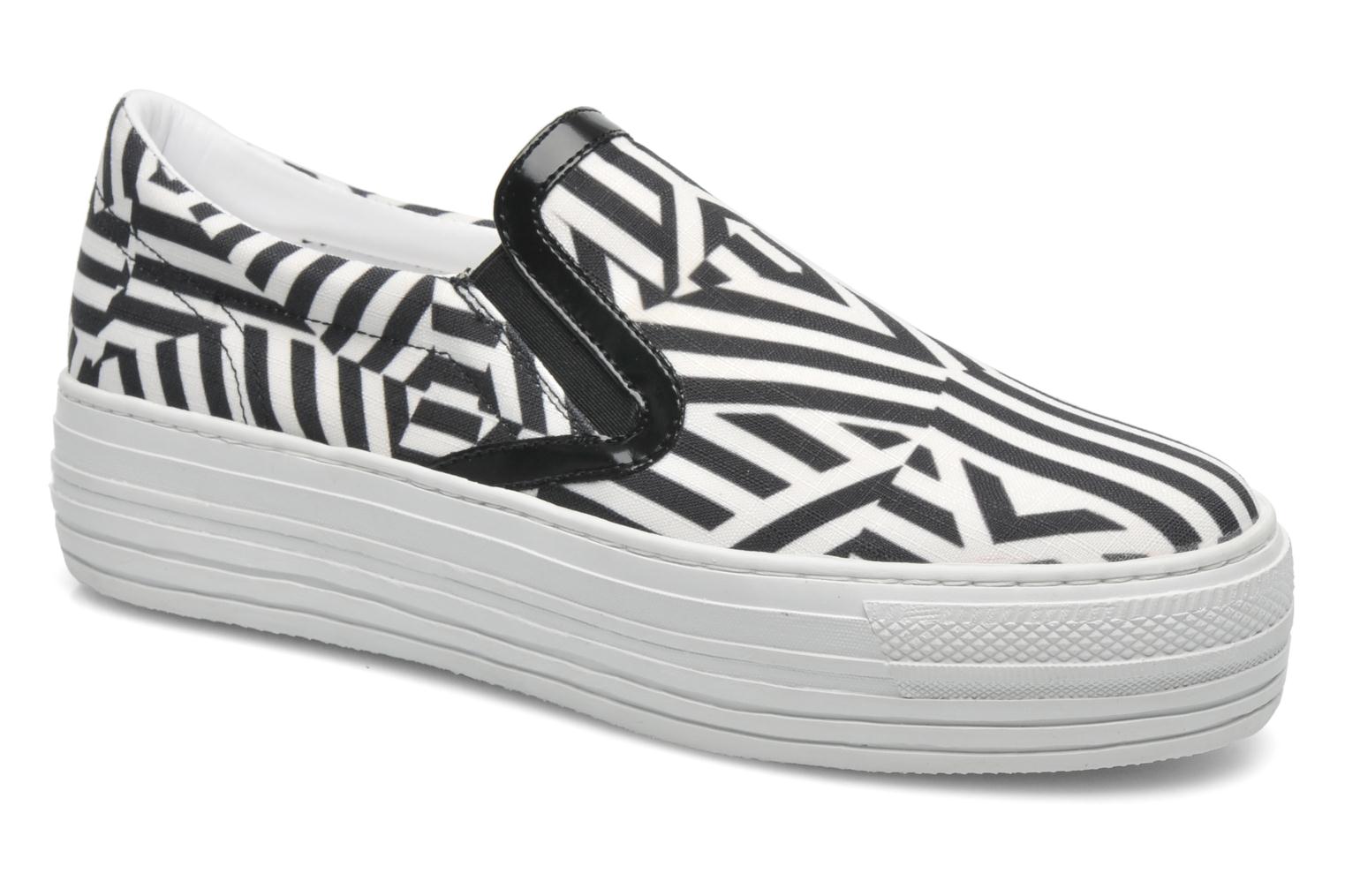 Comprar Kiss Slip On 741 by CULT Negro al mejor precio