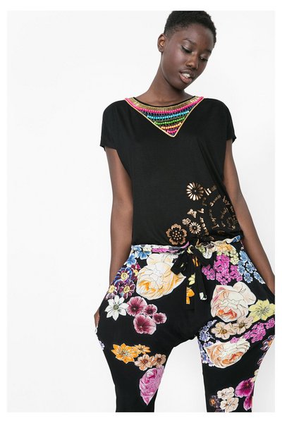 Comprar Desigual - Mujer - Camiseta negra ancha - Ultim Auer - Size XL al mejor precio