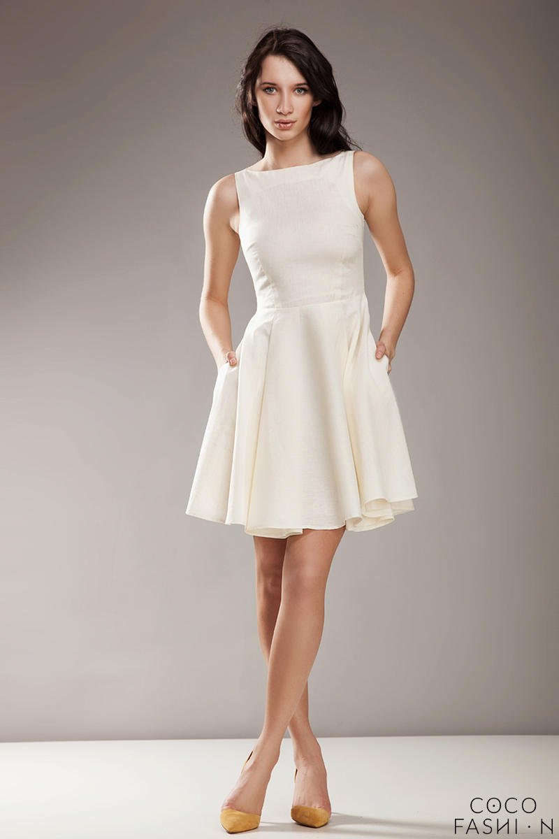 Comprar Bateau Neck Sleeveless Skater Beige Dress al mejor precio