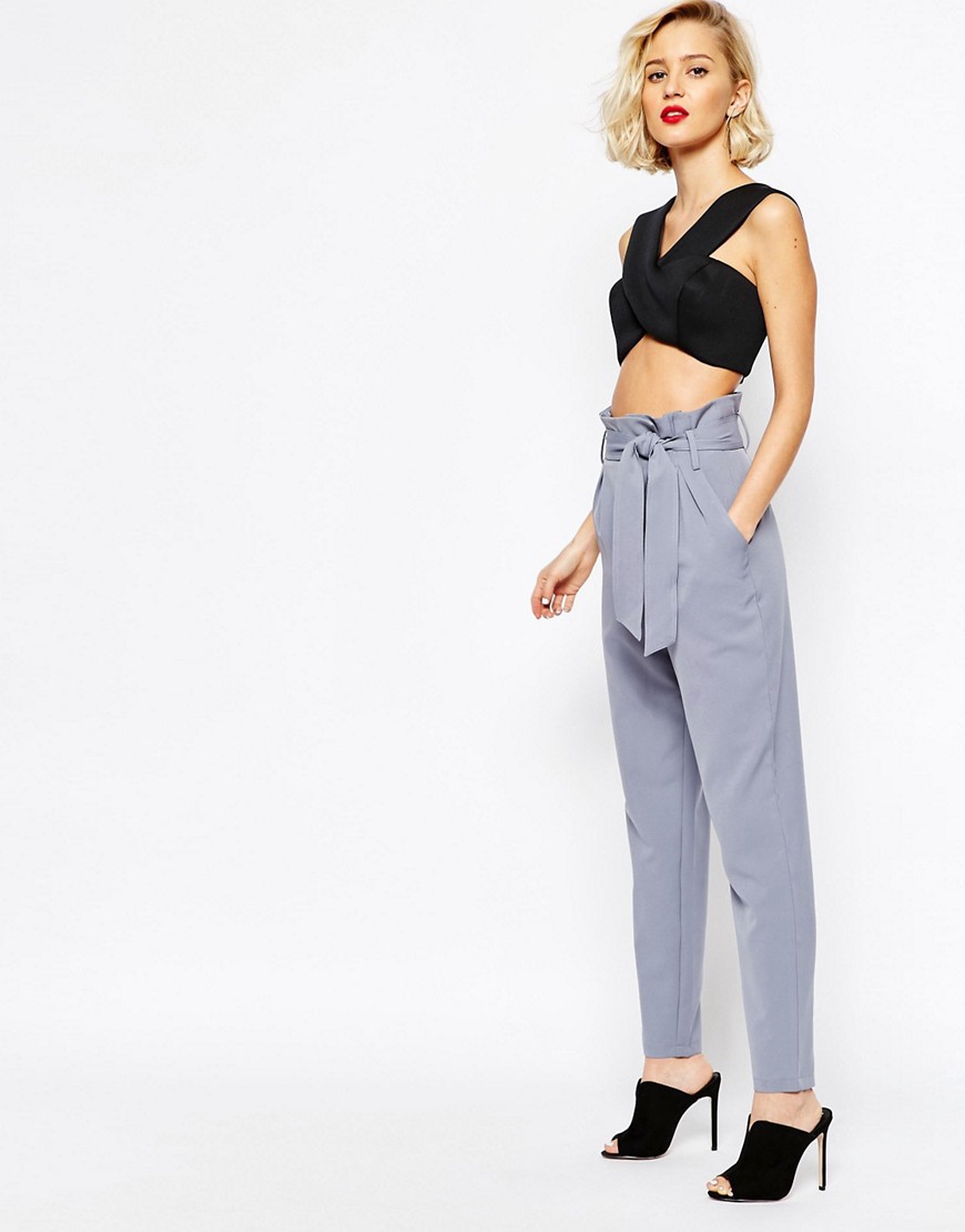 Comparar mejores precios Pantalones de pinzas con cintura estilo paperbag y cinturón de Lavish Alice con descuentos Comprar Pantalones de pinzas con cintura estilo paperbag y cinturón de Lavish Alice al mejor precio