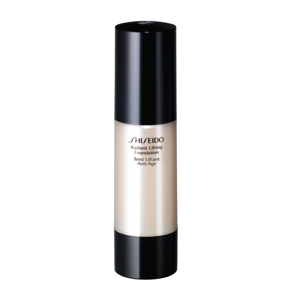 Comprar Shiseido Radiant Lifting Foundation - O40 Natural Fair Ochre al mejor precio