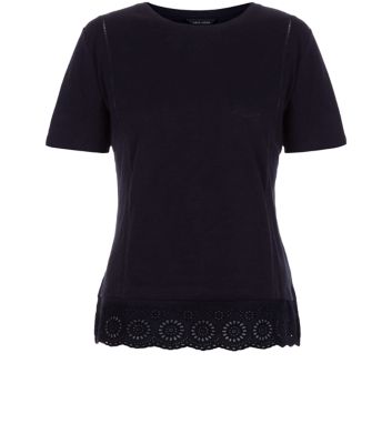 Comprar Black Crochet Hem T-Shirt al mejor precio
