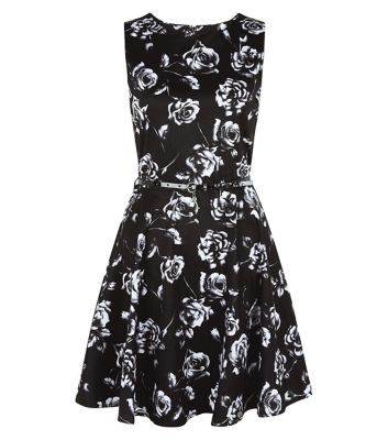 Comprar Apricot Black Rose Print Skater Dress al mejor precio