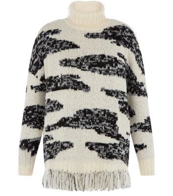 Comprar Black Premium Abstract Roll Neck Tassel Hem Jumper al mejor precio