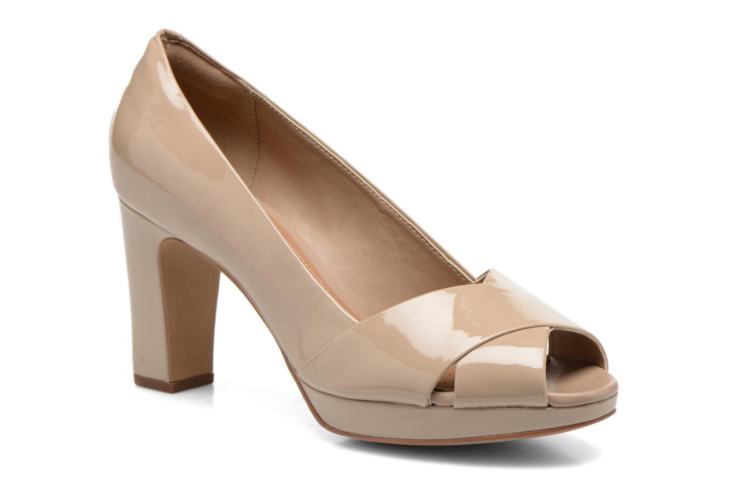 Comprar Jenness Cloud by Clarks Beige al mejor precio