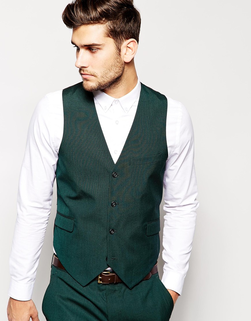 Comprar Chaleco entallado en verde con puntitos de ASOS al mejor precio