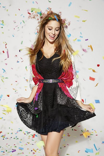 Comprar Desigual - Mujer - Vestido negro con encaje - Croacia - Size S al mejor precio