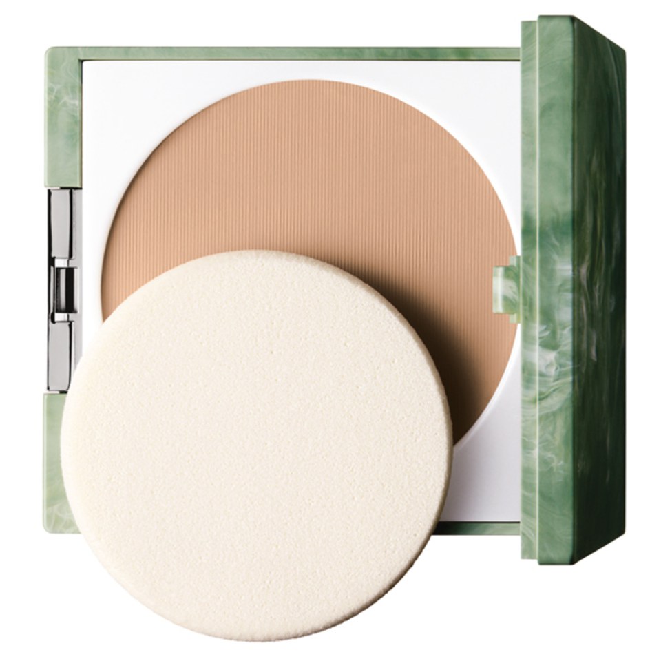 Comprar Clinique Almost Powder Makeup SPF15 Light al mejor precio