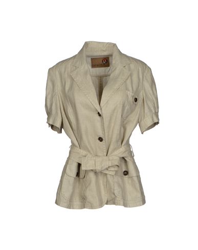 Comprar CARACTERE C24 Americana mujer al mejor precio